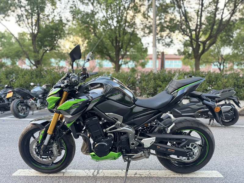 二手川崎Z900
