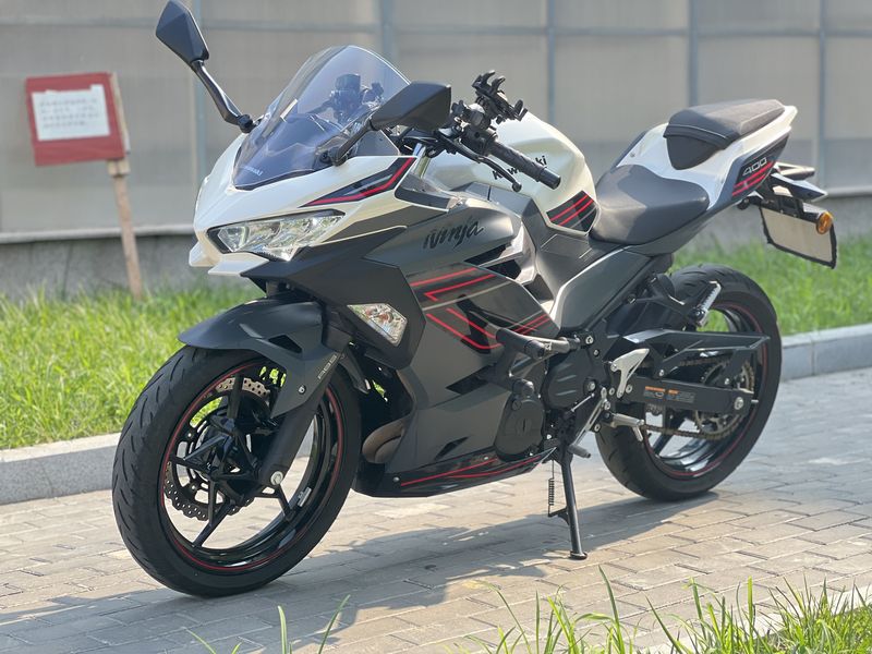 二手川崎Ninja 400