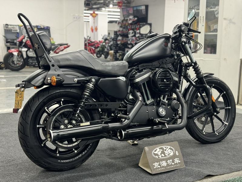 二手哈雷戴维森Iron883 硬汉