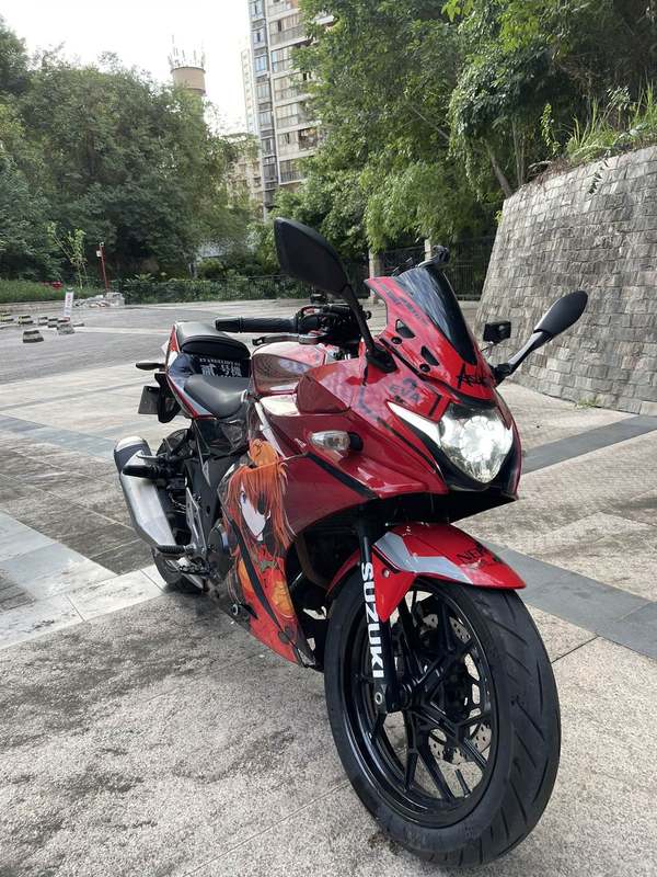 二手豪爵铃木GSX250R