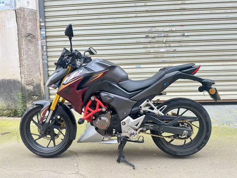二手五羊本田CB190R 暴锋眼
