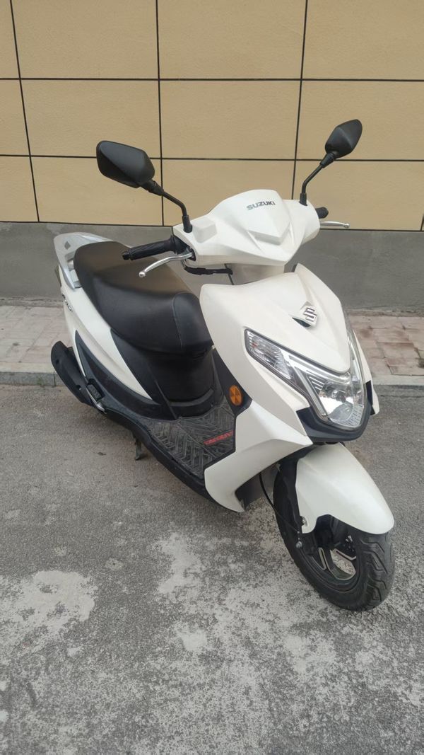 二手济南铃木优驿 UE125T