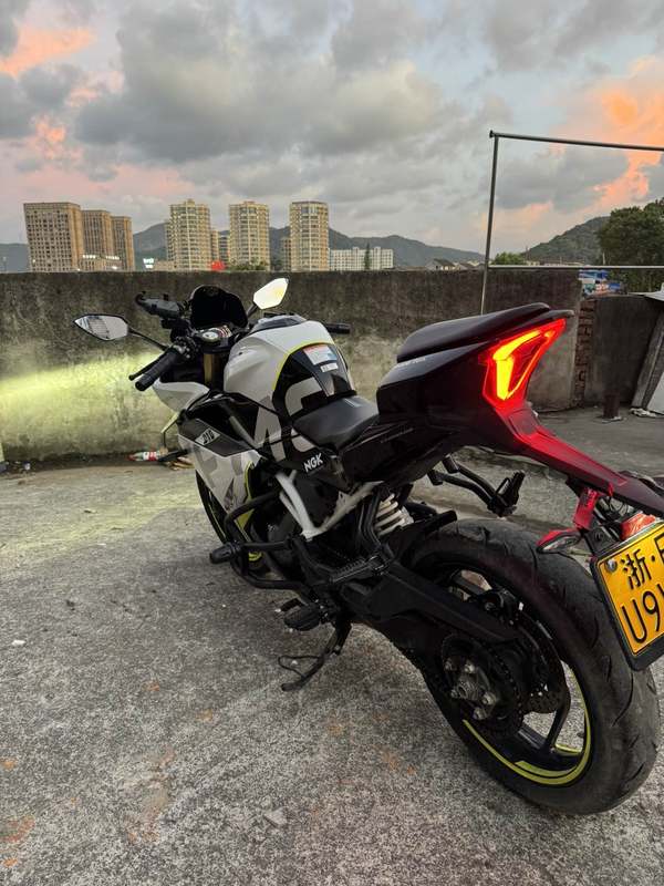 二手春风250SR