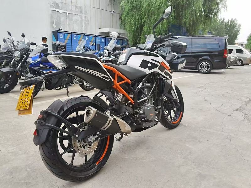 二手KTMR2R250 Duke