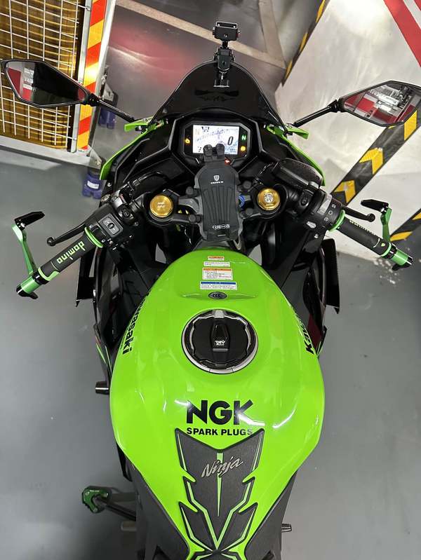 二手川崎ZX-4R