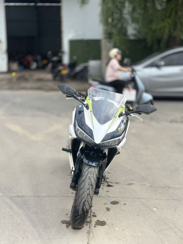 二手诺马魅影 255S