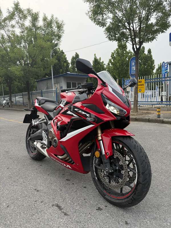 二手本田CBR650R