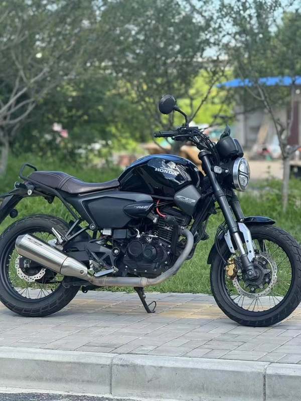 二手五羊本田鸷道 CB190SS