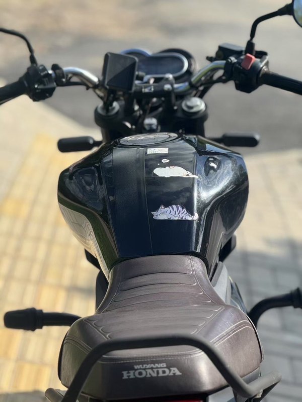 二手五羊本田鸷道 CB190SS