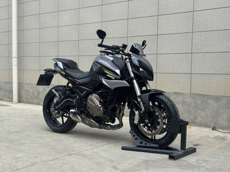 二手QJMOTOR追700