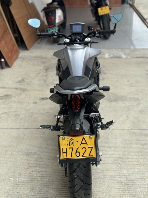二手QJMOTOR追700