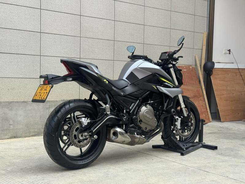 二手QJMOTOR追700