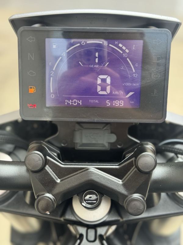 二手QJMOTOR追700