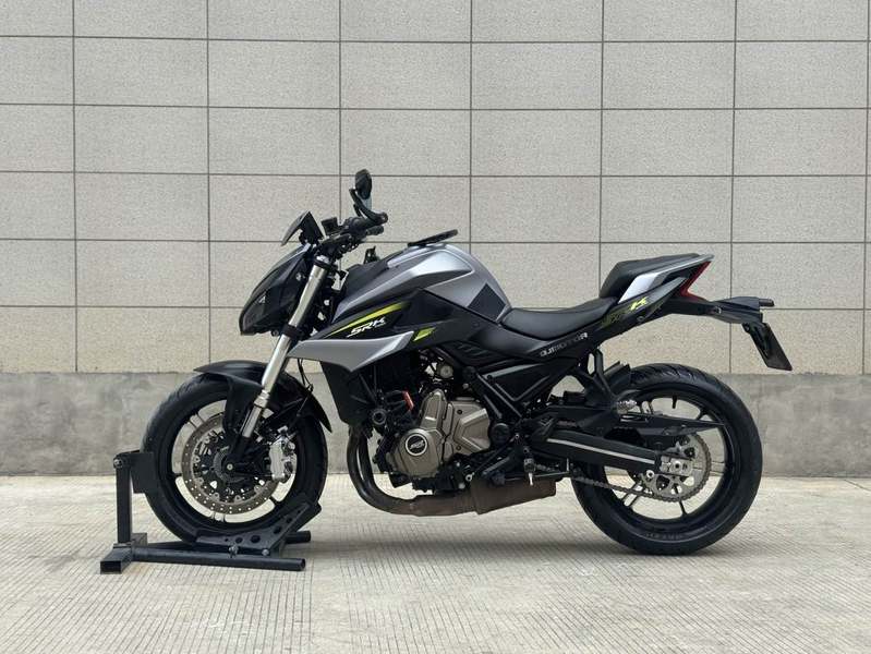 二手QJMOTOR追700