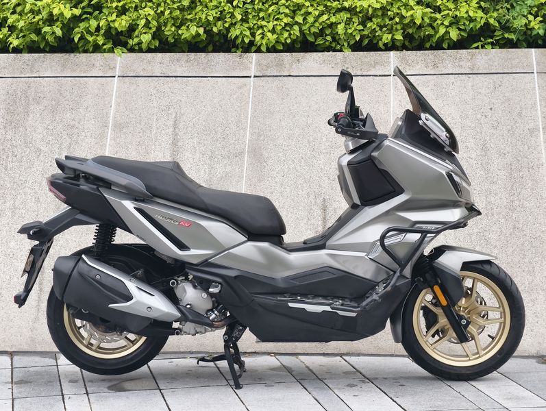 二手三阳哈士奇 Husky ADV300