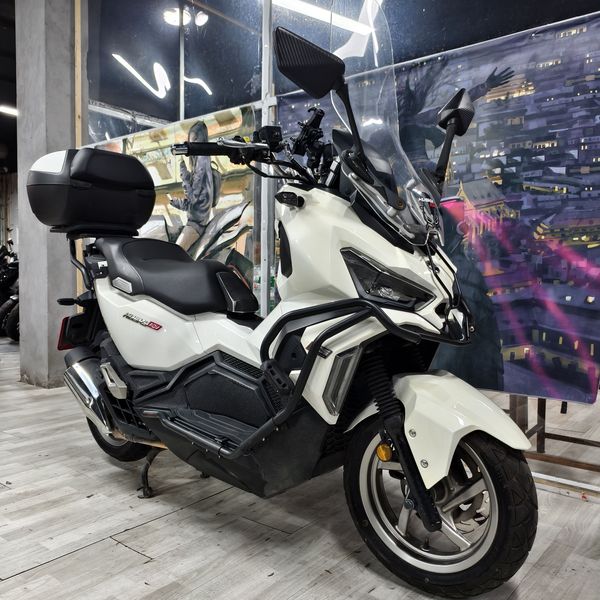 二手三阳哈士奇 Husky ADV150