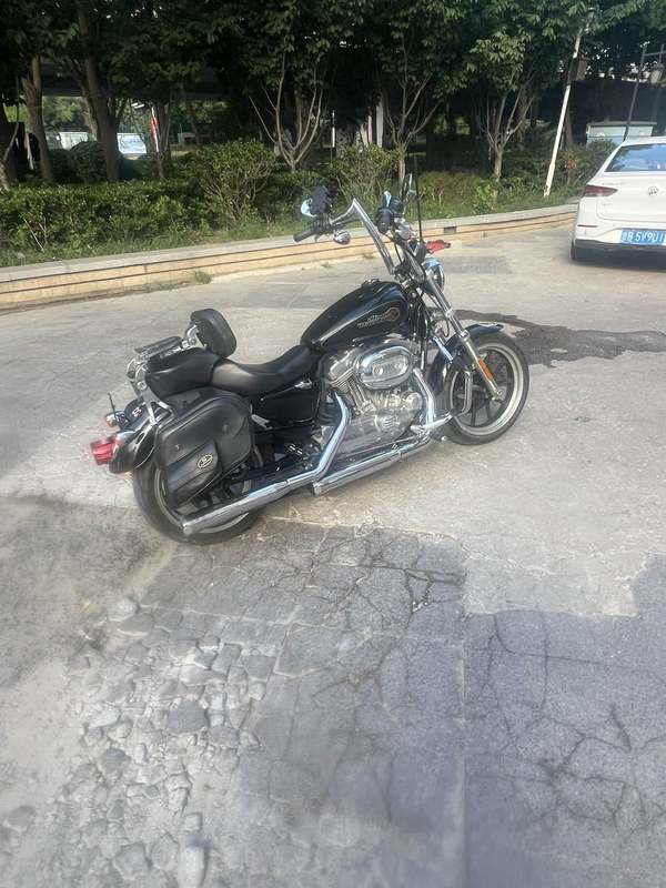 二手哈雷戴维森883L SuperLow