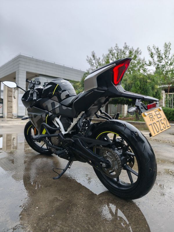 二手春风250SR