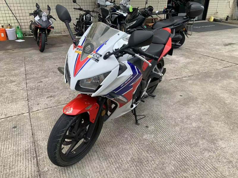 二手本田CBR300R