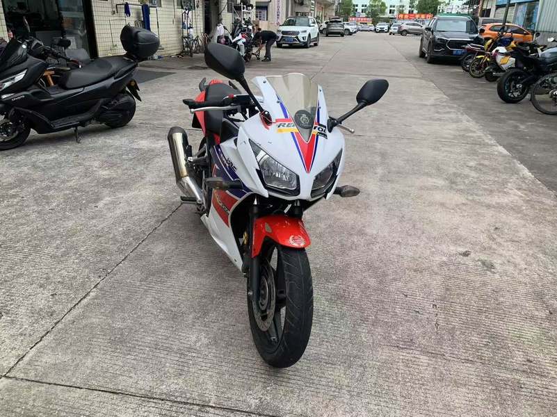 二手本田CBR300R