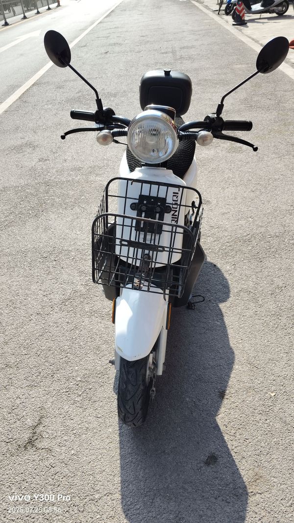 二手轻骑铃鹿QM48QT-8E（I）C