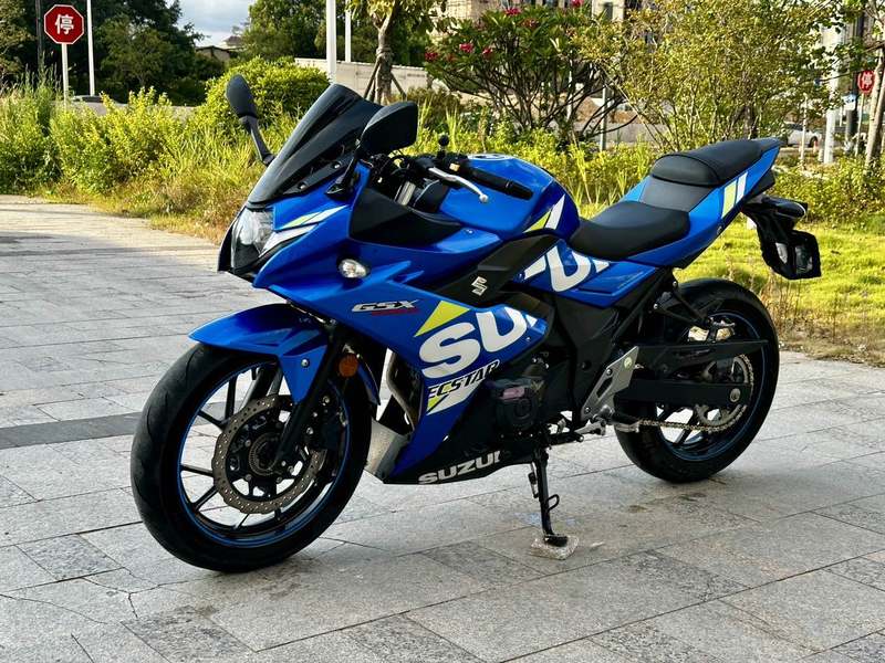 二手豪爵铃木GSX250R