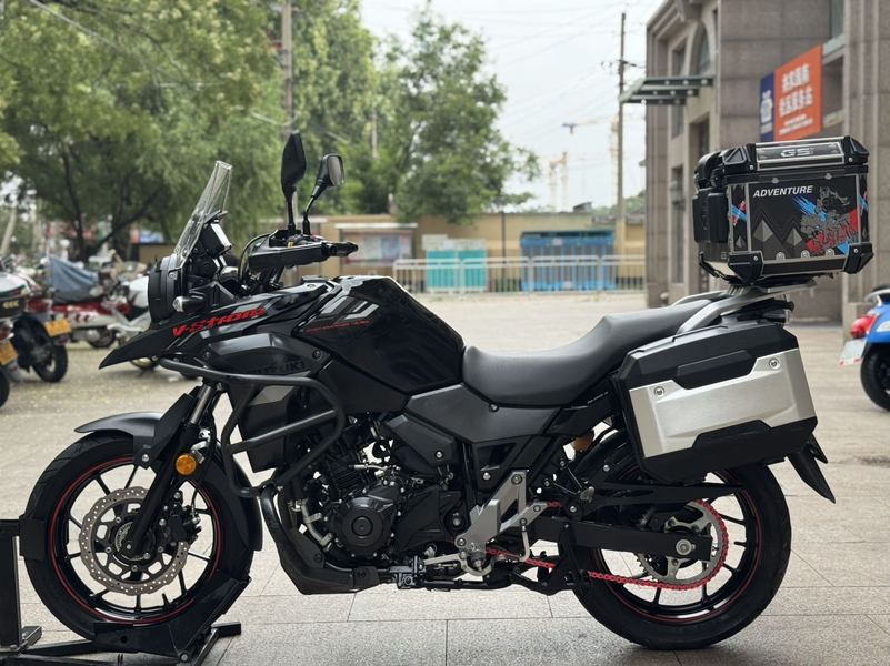 二手豪爵铃木DL250