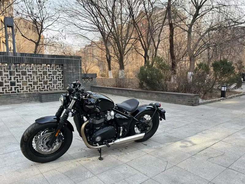 二手凯旋Bonneville Bobber