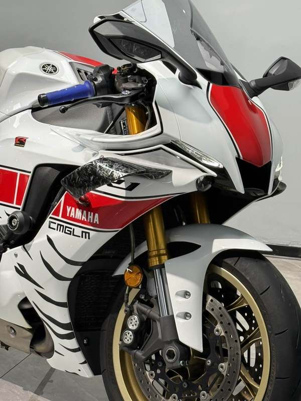 二手雅马哈YZF-R1