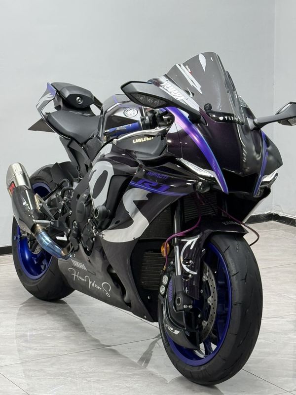 二手雅马哈YZF-R1
