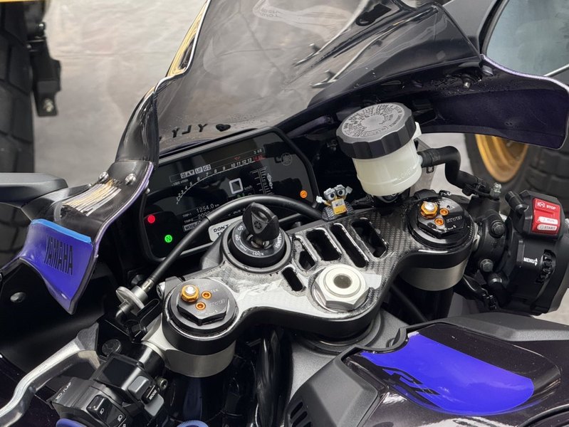 二手雅马哈YZF-R1