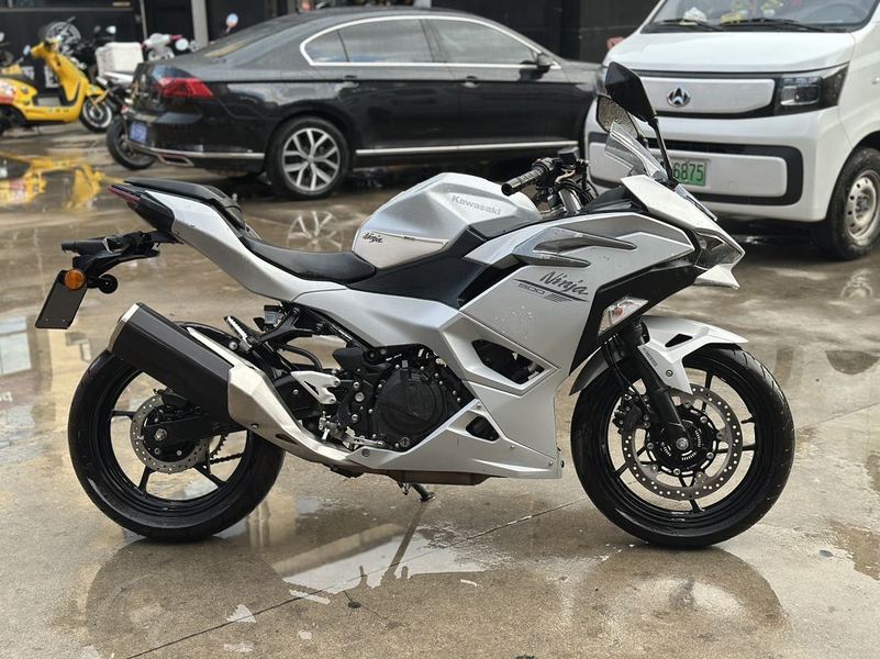 二手川崎Ninja 500