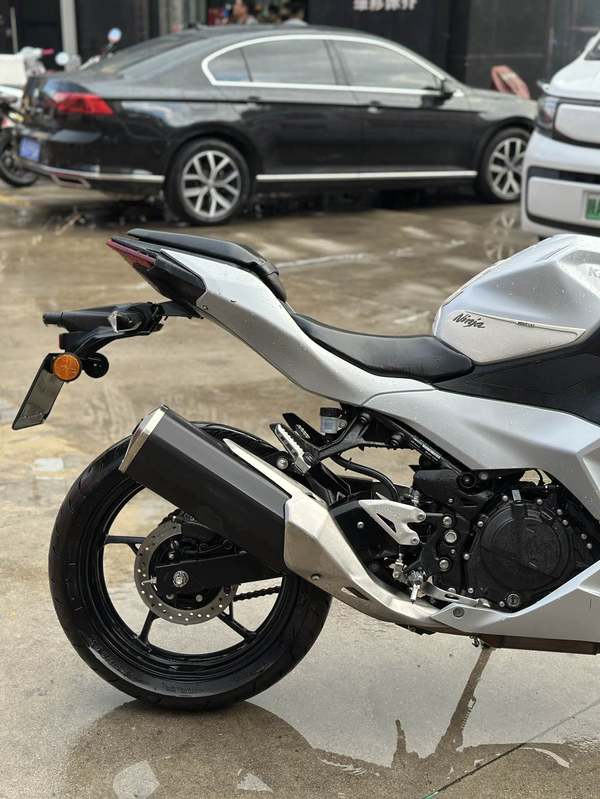 二手川崎Ninja 500