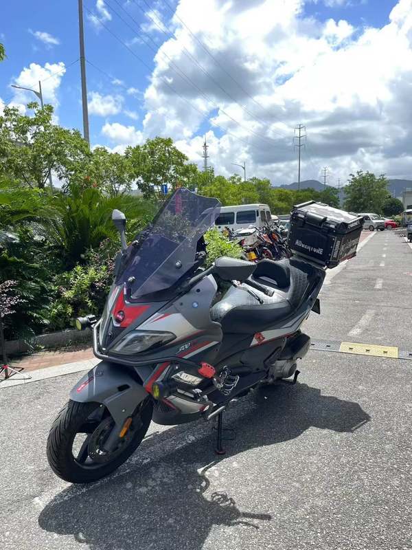 二手宗申阿普利亚SR Max 300 