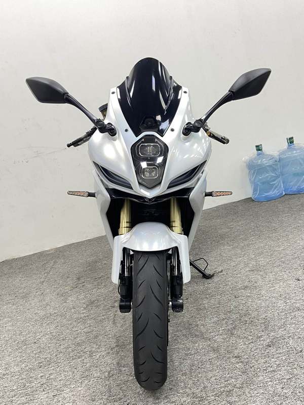 二手贝纳利龙卷风 Tornado 402R