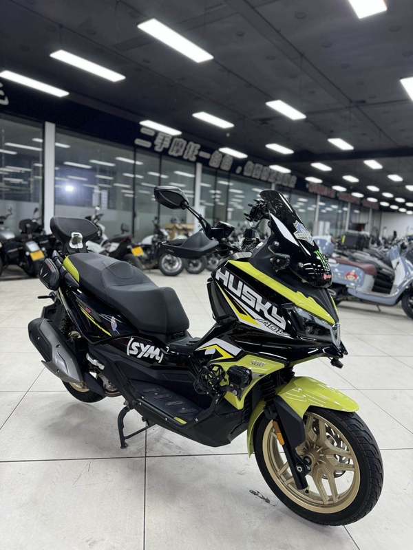 二手三阳哈士奇 Husky ADV300