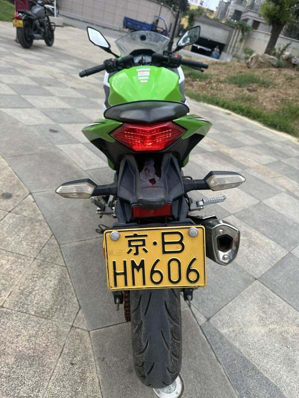 二手川崎 Ninja 300