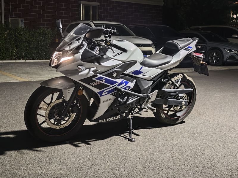 二手豪爵铃木GSX250R