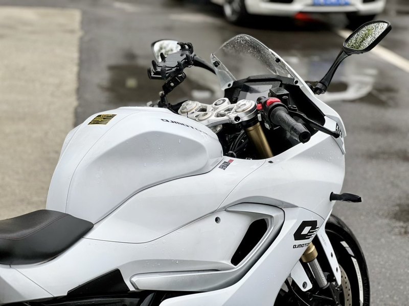 二手QJMOTOR赛250