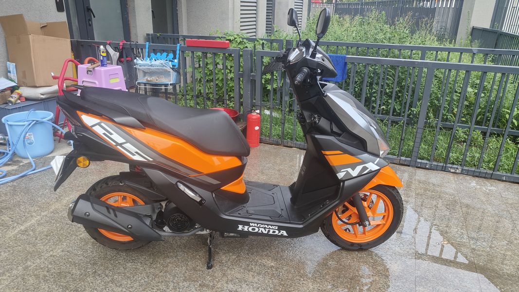 二手五羊本田NX125