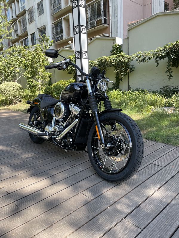 二手哈雷戴维森街霸 Street Bob