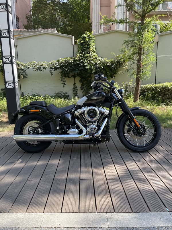 二手哈雷戴维森街霸 Street Bob