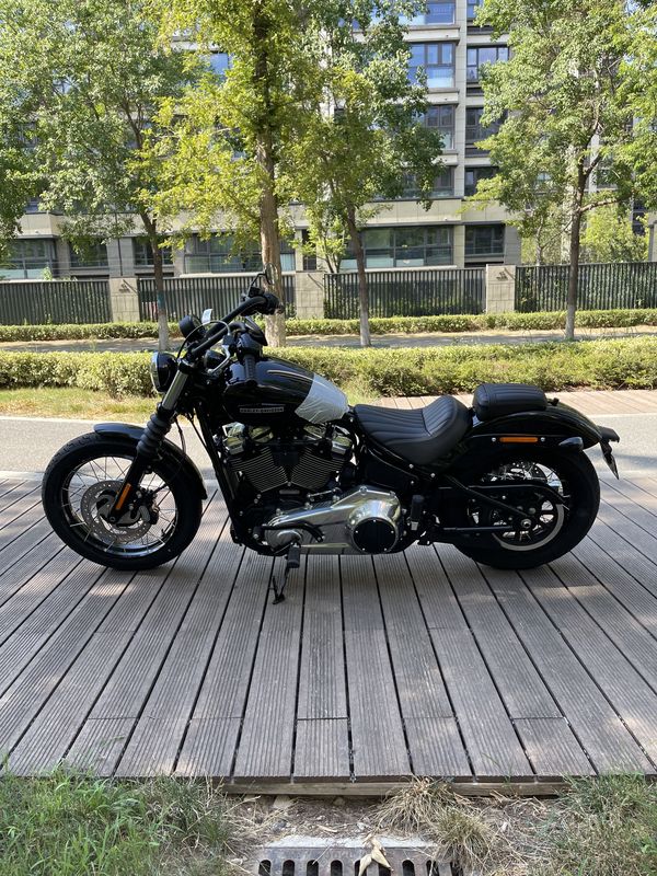 二手哈雷戴维森街霸 Street Bob