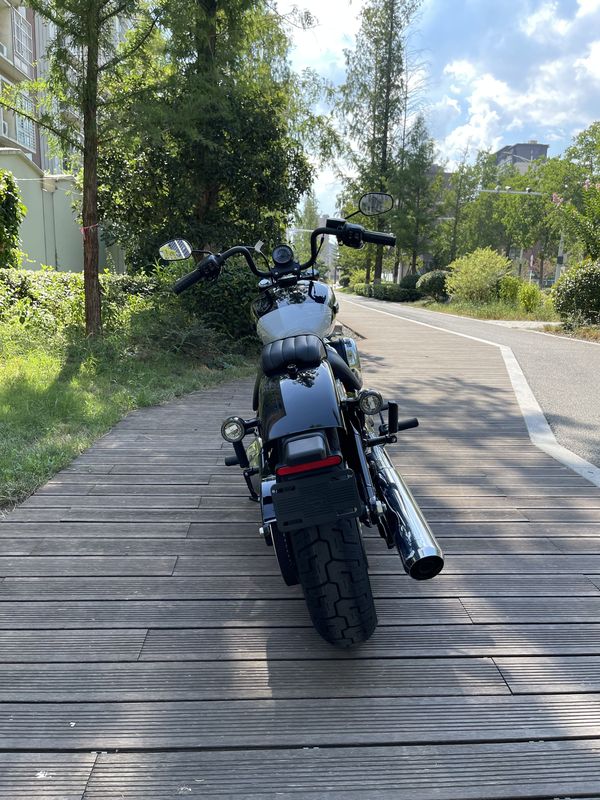 二手哈雷戴维森街霸 Street Bob