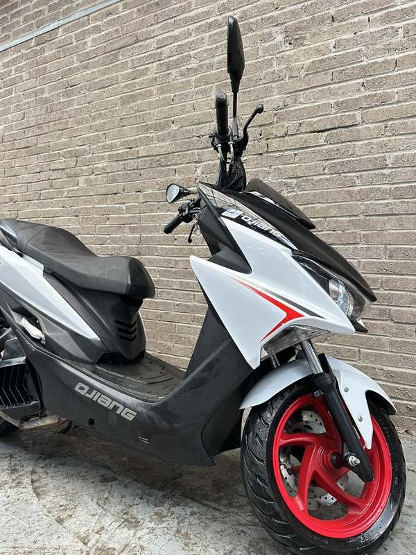 二手钱江MT 150