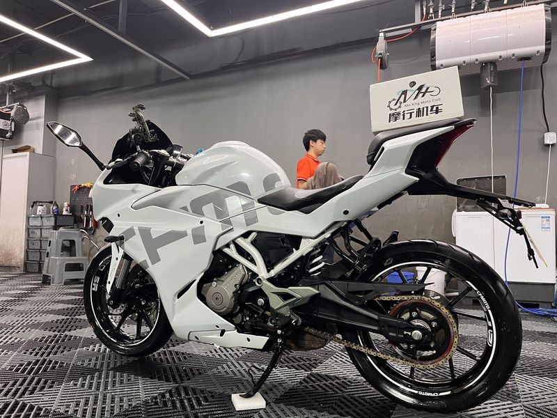 二手春风250SR