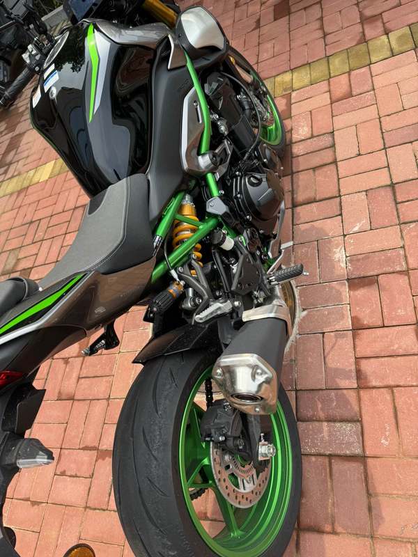 二手川崎Z900