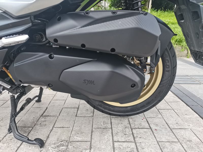 二手三阳哈士奇 Husky ADV300