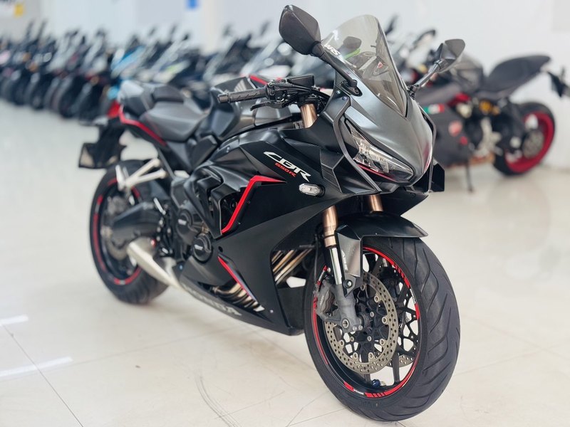 二手本田CBR650R