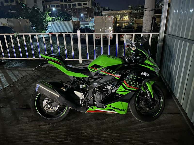 二手川崎ZX-4R